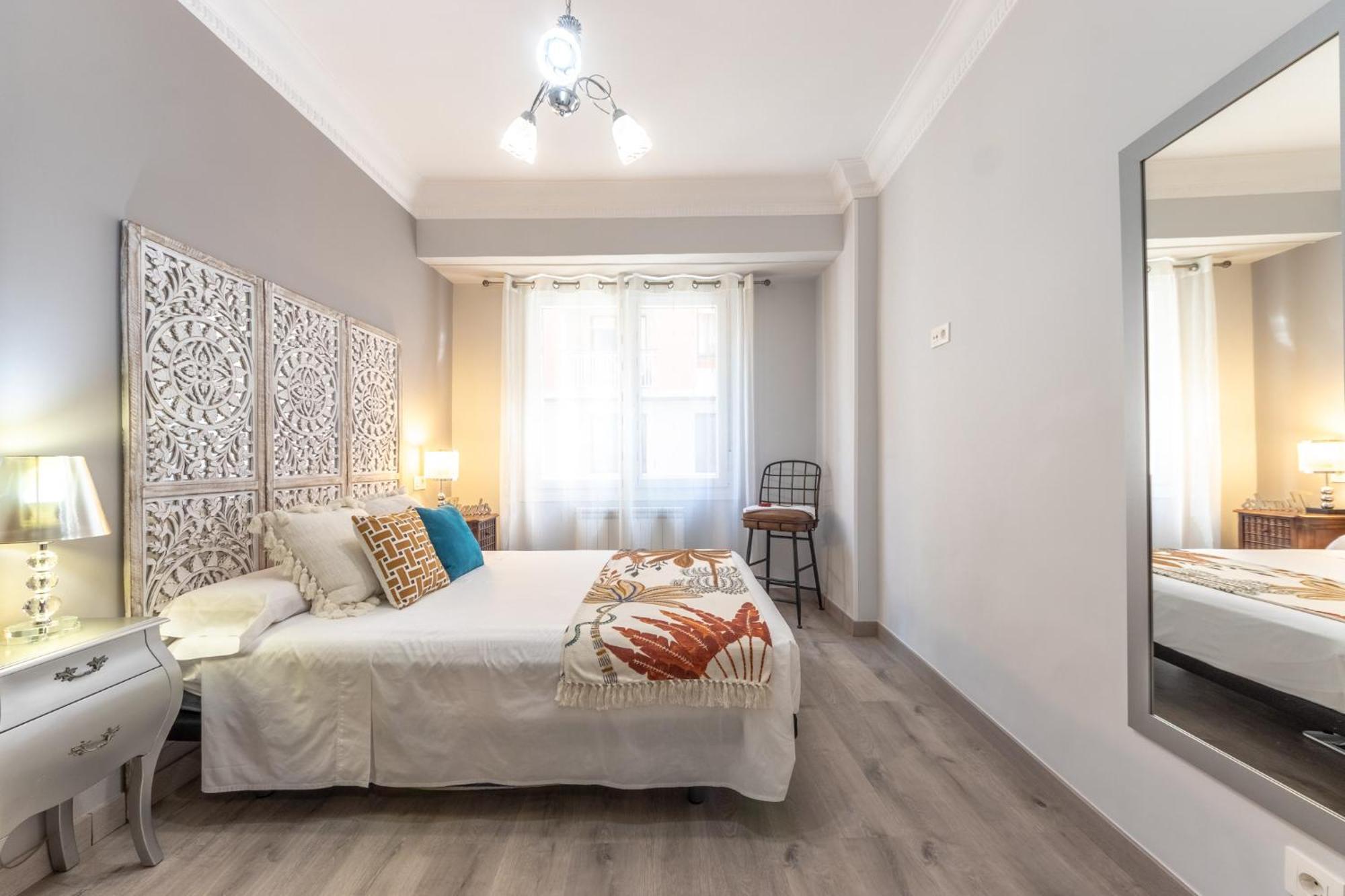Inside Old Town By Eba Homes Bilbao Exterior photo